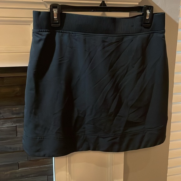 Athletic skort - Picture 2 of 2